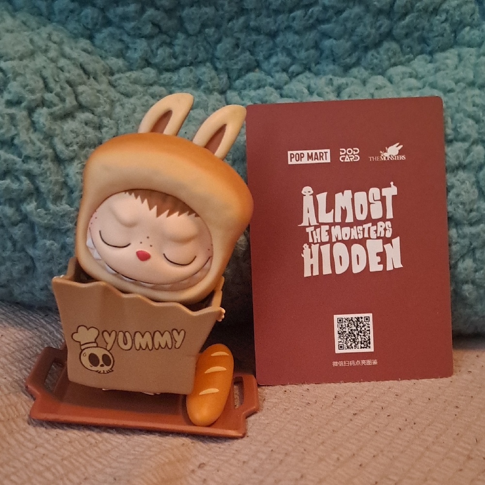 Pop Mart The Monsters Almost Hidden Figure (Bread Bag)